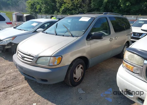 2001 Toyota Sienna from USA, damaged, VIN NOTANOTARY